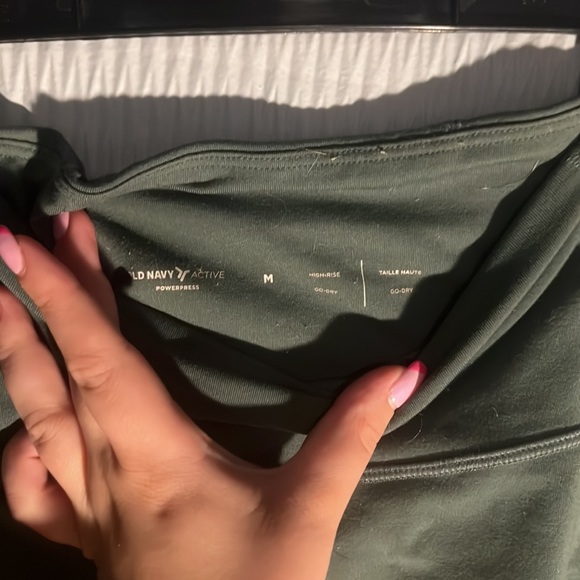 Old navy bike shorts - Picture 4 of 4